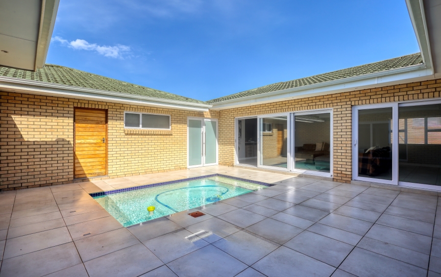 3 Bedroom Property for Sale in Glen Stewart Eastern Cape